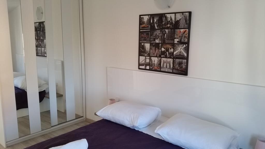 Apartments Silvija Primošten المظهر الخارجي الصورة