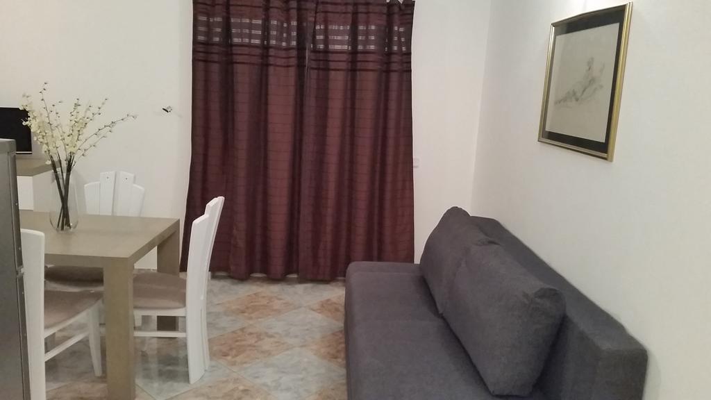 Apartments Silvija Primošten المظهر الخارجي الصورة