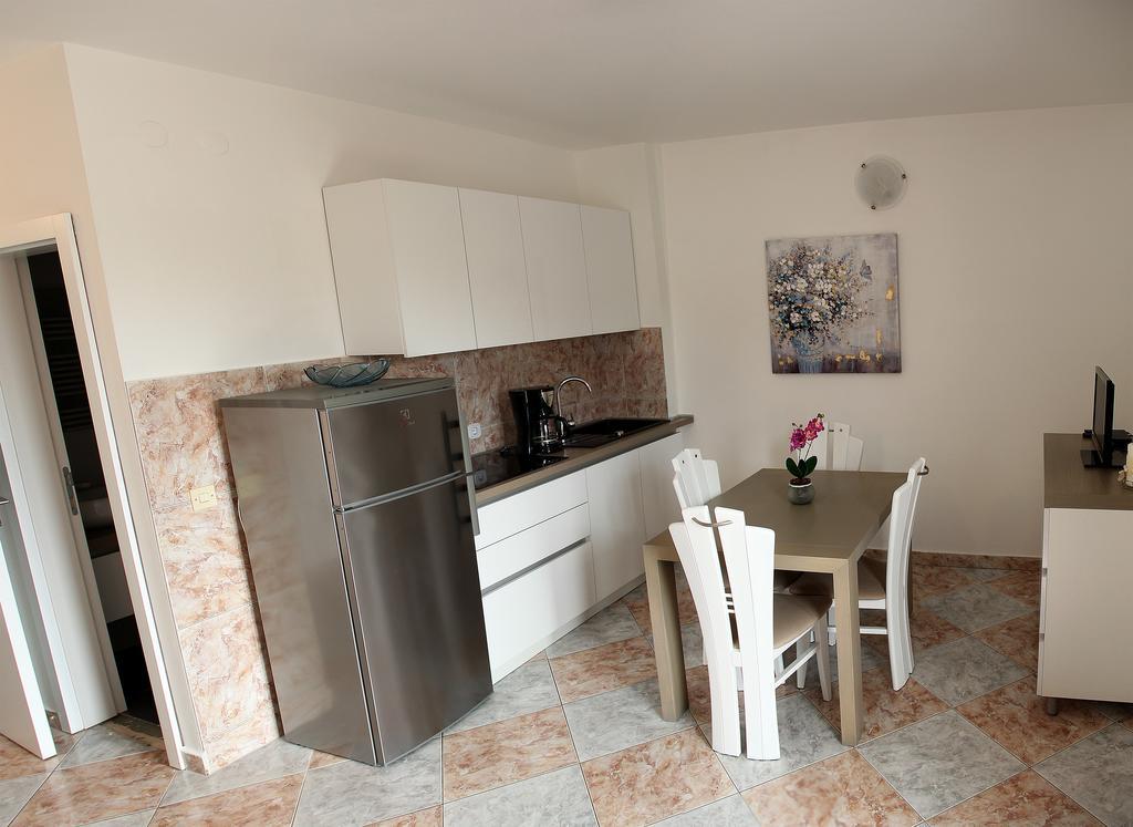 Apartments Silvija Primošten المظهر الخارجي الصورة