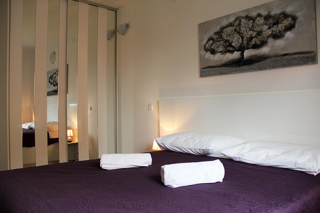 Apartments Silvija Primošten المظهر الخارجي الصورة