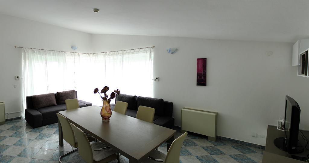 Apartments Silvija Primošten المظهر الخارجي الصورة