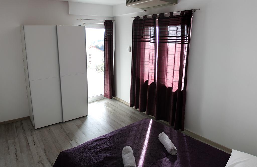Apartments Silvija Primošten المظهر الخارجي الصورة